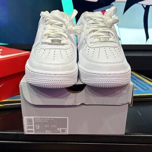 Nike Air Force 1 '07 White Shoes